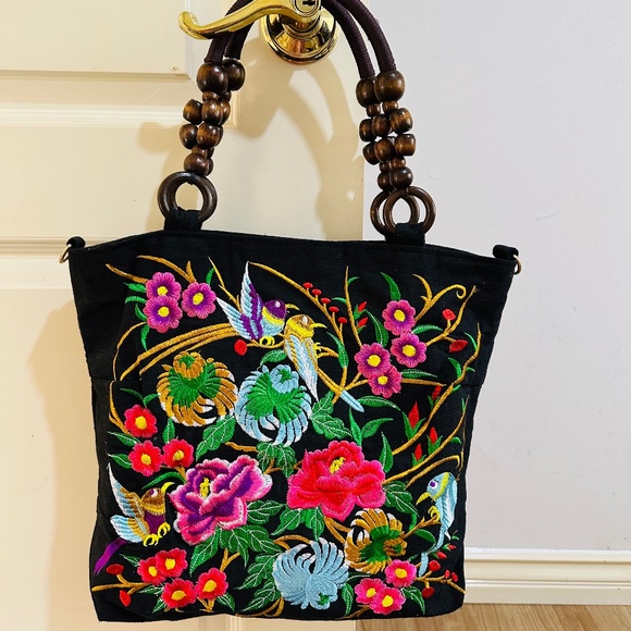 NWOT Embroidery shoulder bag set - Picture 2 of 6